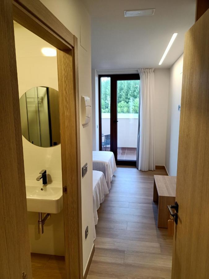 Albergue La Huella San Martín del Camino Exteriör bild