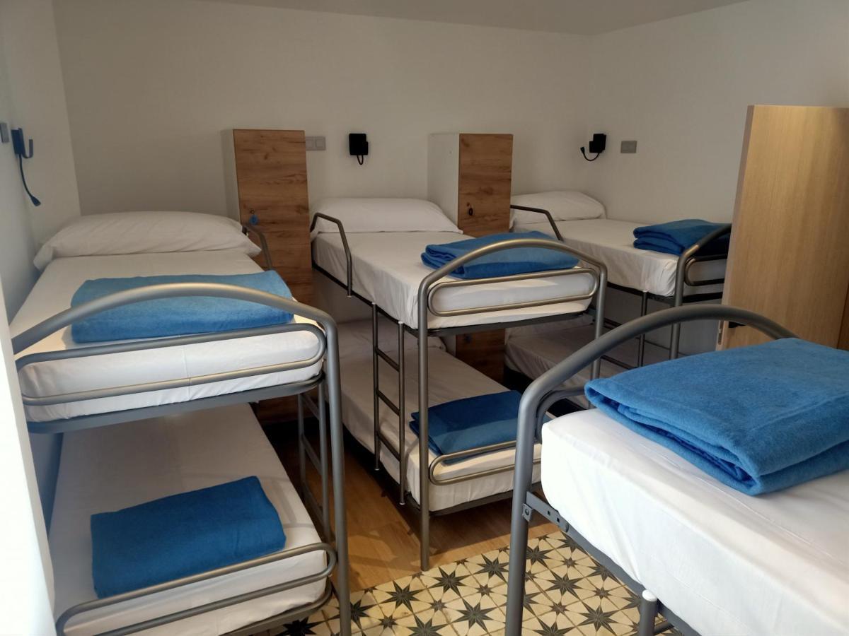 Albergue La Huella San Martín del Camino Exteriör bild